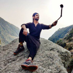 Mohit Chhikara Height