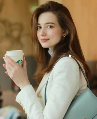 Anastasia Cebulska Wiki
