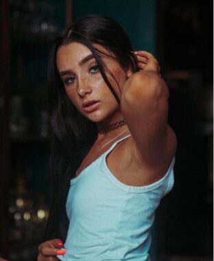Mackzjones Bio