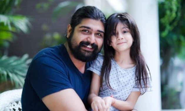 Dr. Mukesh Sharda Husband and Daughter