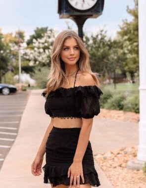 Marina Laswick Height
