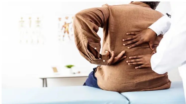 The Labyrinth of Bliss and Pain: Unraveling Infinite Jest’s Philosophy of Entertainment