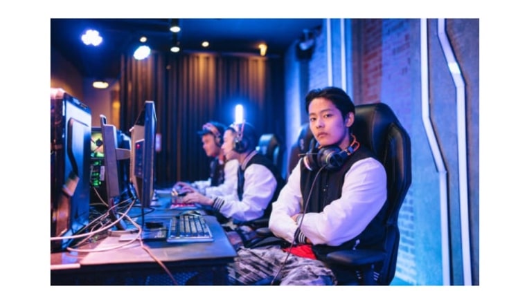 Uncovering the Secrets Behind the Success of the International Dota 2 Scene1