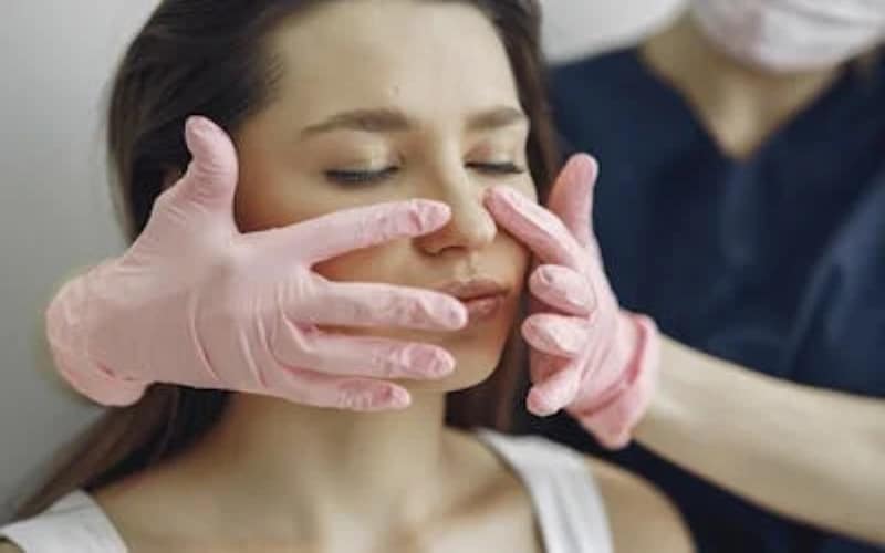 Experience Radiant Skin with V Aesthetics Pico Glow™ Laser Treatment1