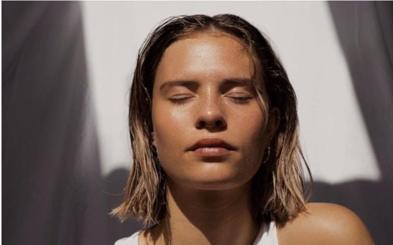 The 4 Stages of Recovery After a Facelift