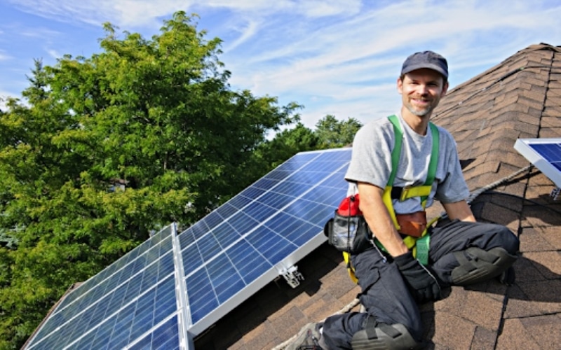 The Benefits of Hiring Professional Solar Panel Installersv